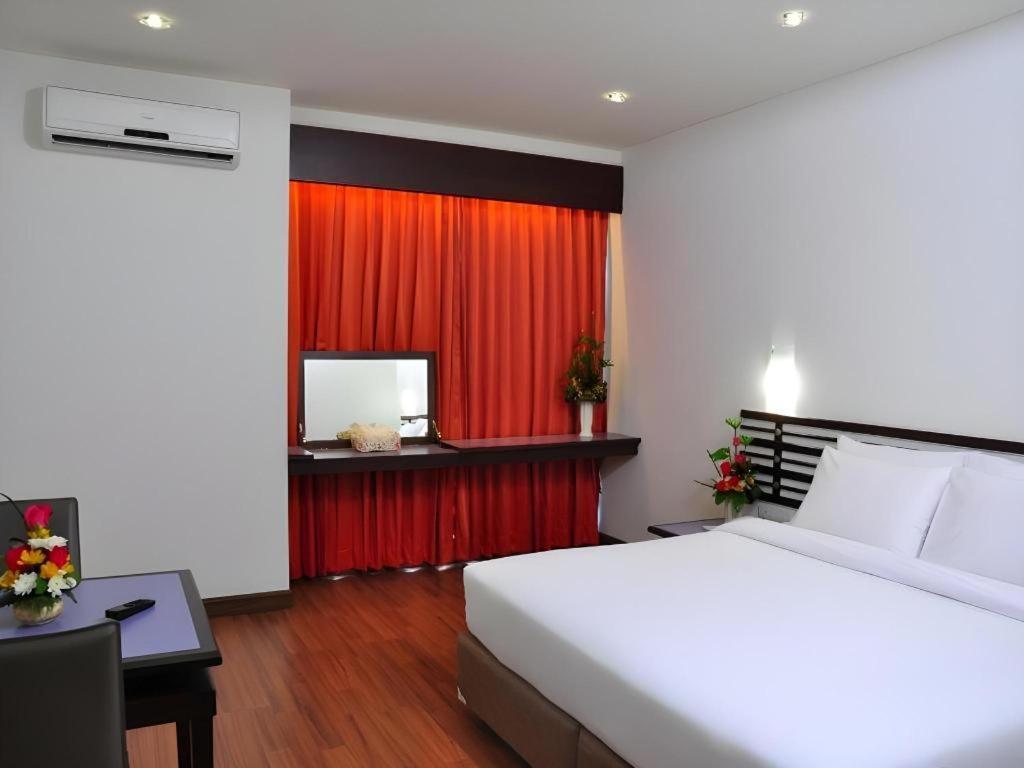 The Color Hotel Hat Yai Exterior foto